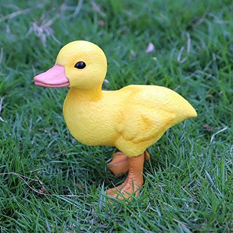 4 Inches Resin Duck Figurine Yellow Duck Figurine Miniature Duck Simulated Poultry Farm Duck Wild Duck Model Figurine Birthday Gift Decorations for Fairy Garden Home Office (Yellow)