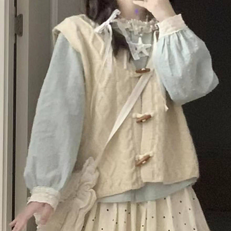 Milk Style Wear Horn Button Vest Lace Collar