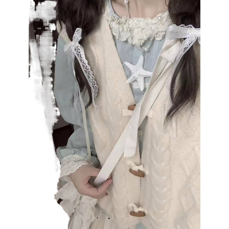 Milk Style Wear Horn Button Vest Lace Collar