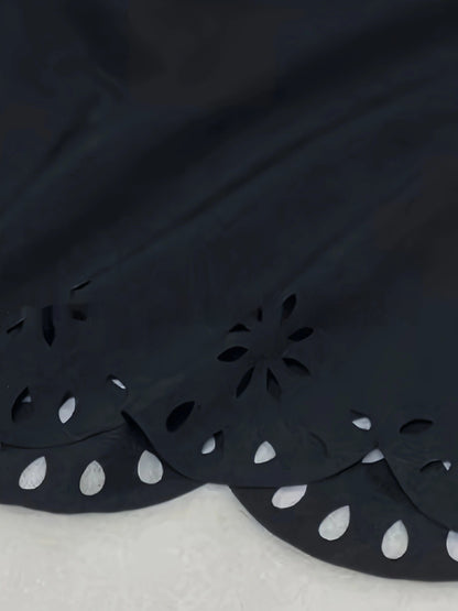 Women's Solid Color Wavy Ankle Belt Shorts