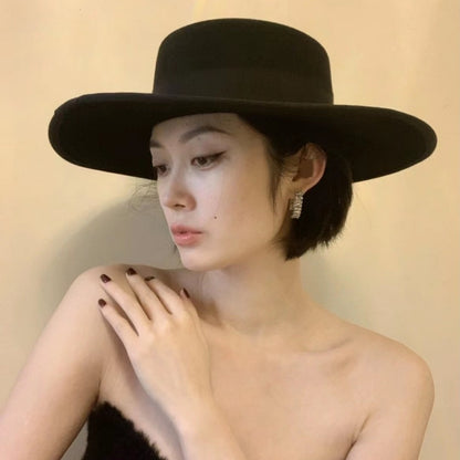 Autumn And Winter New Fashion All-match Flat Top Woolen Bowler Hat