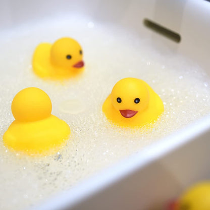 Yellow Rubber Ducks, 7Pcs Preschool Large Bath Toys Bathtub Floating Squeaky Duckies Gift for Baby Shower Infants Kids Toddler Party Decoration (Medium)